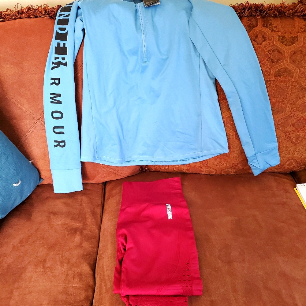 WOMEN ATHLETIC CLOTHES